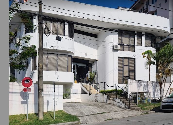 RE/MAX real estate, Panama, Panama - Betania , Commercial building for rent in Betania, offices.